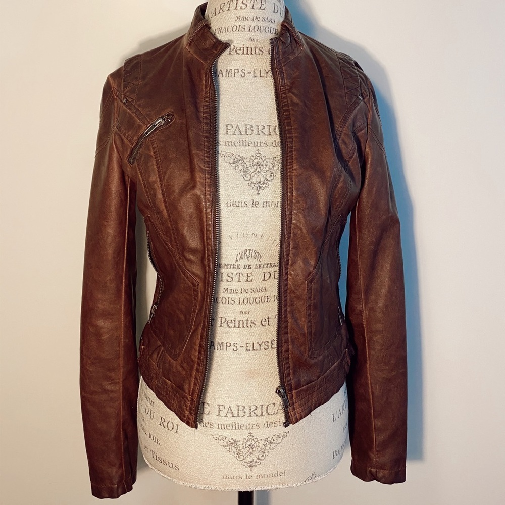 🤎 Brown Leather Jacket